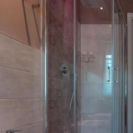 La Rosa Tra I Laghi Oda ve Kahvaltı