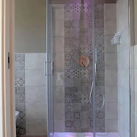 La Rosa Tra I Laghi Bed & Breakfast